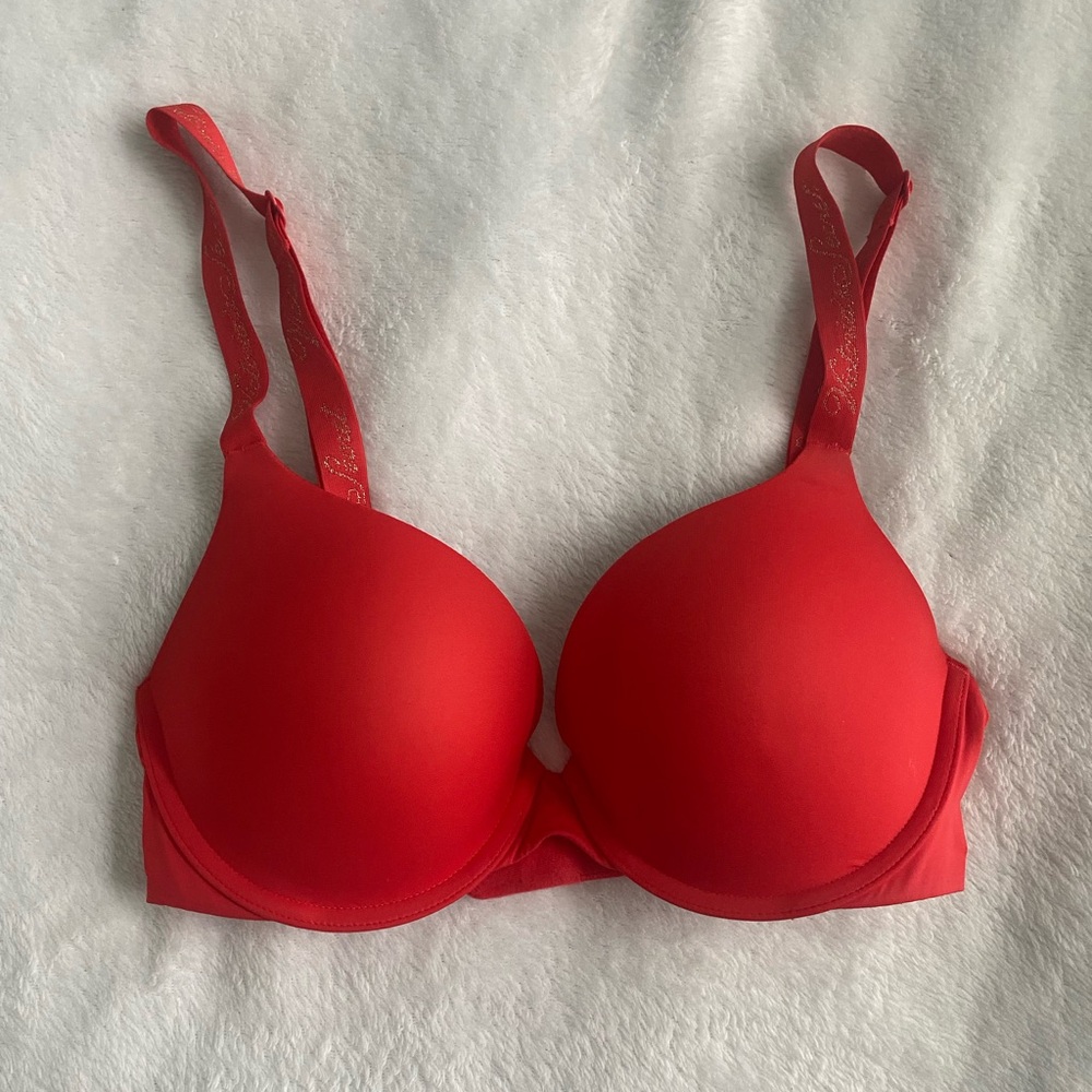 Victoria’s Secret T-Shirt Bra
